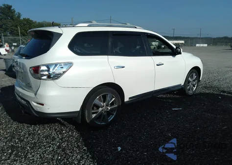 2013 Nissan Pathfinder Platinum z USA, uszkodzony, nr VIN 5N1AR2MM9DC668091